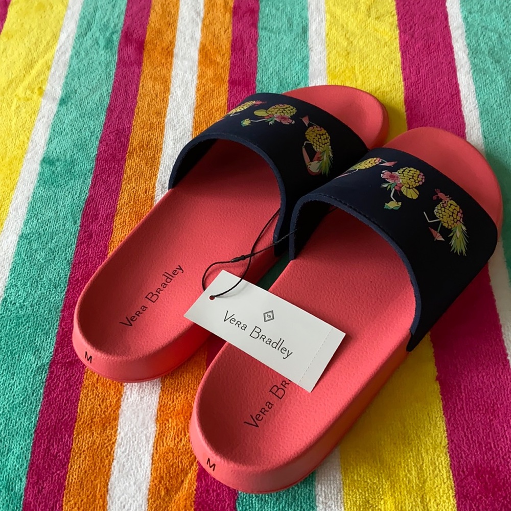 Vera Bradley beach slides NWT